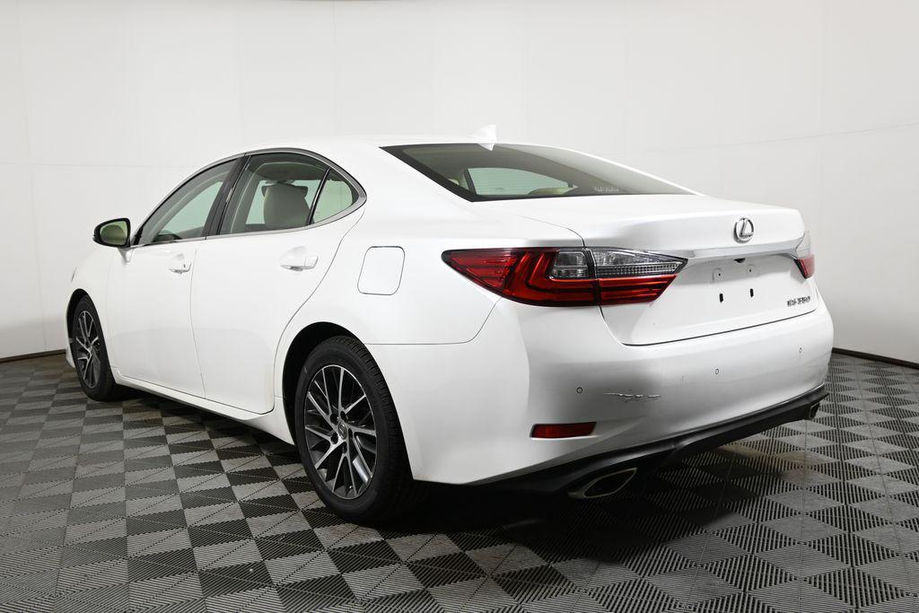 used 2016 Lexus ES 350 car, priced at $19,024