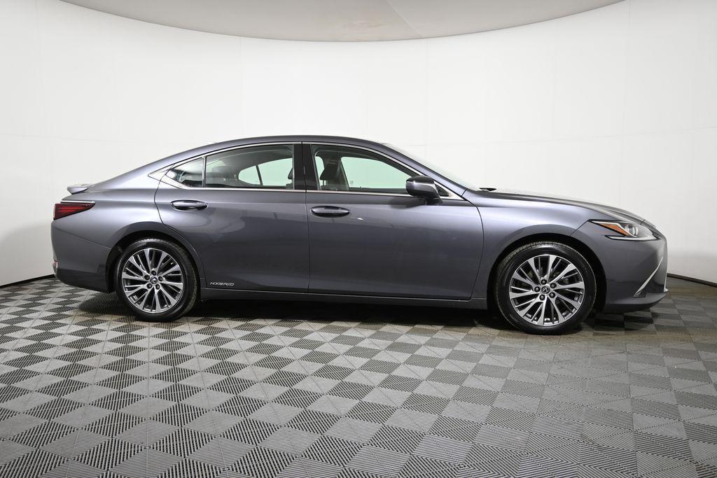 used 2020 Lexus ES 300h car, priced at $30,179