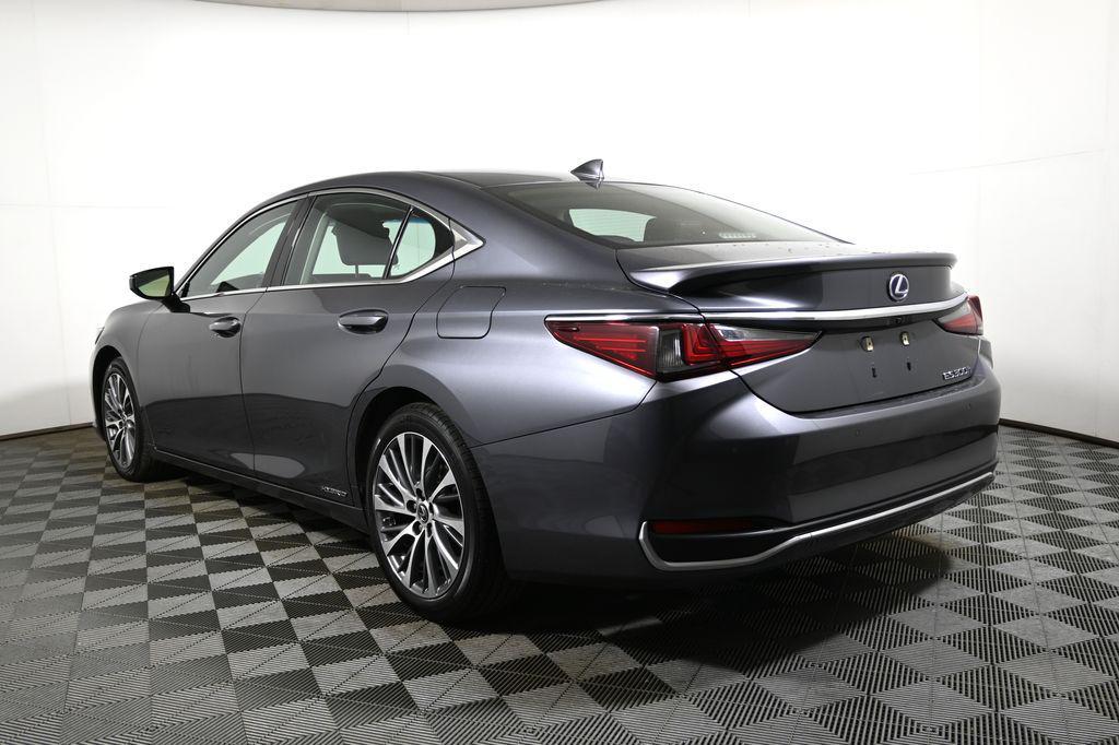 used 2020 Lexus ES 300h car, priced at $30,179