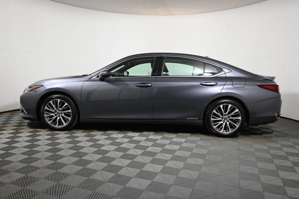 used 2020 Lexus ES 300h car, priced at $30,179