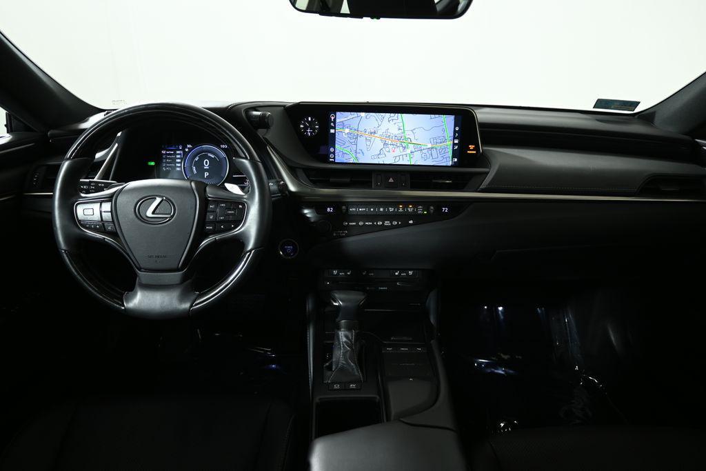 used 2020 Lexus ES 300h car, priced at $30,179