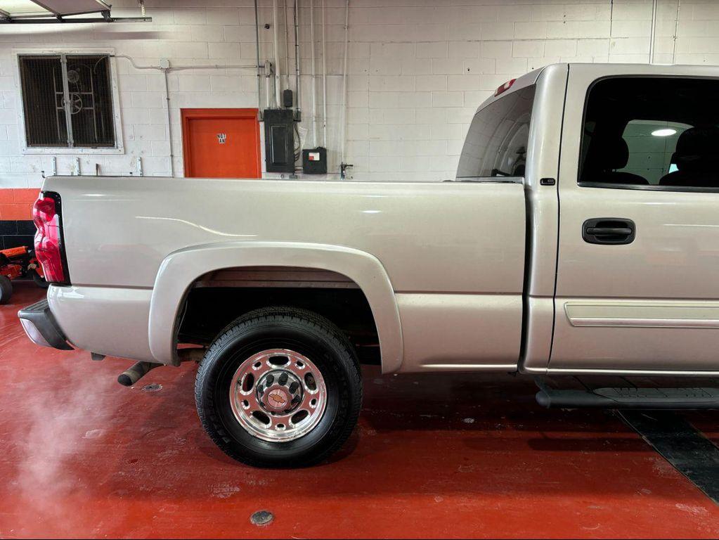 used 2004 Chevrolet Silverado 2500 car, priced at $12,499
