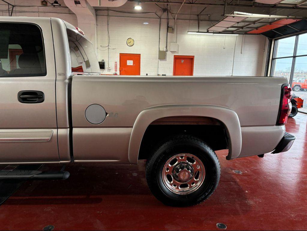 used 2004 Chevrolet Silverado 2500 car, priced at $12,499
