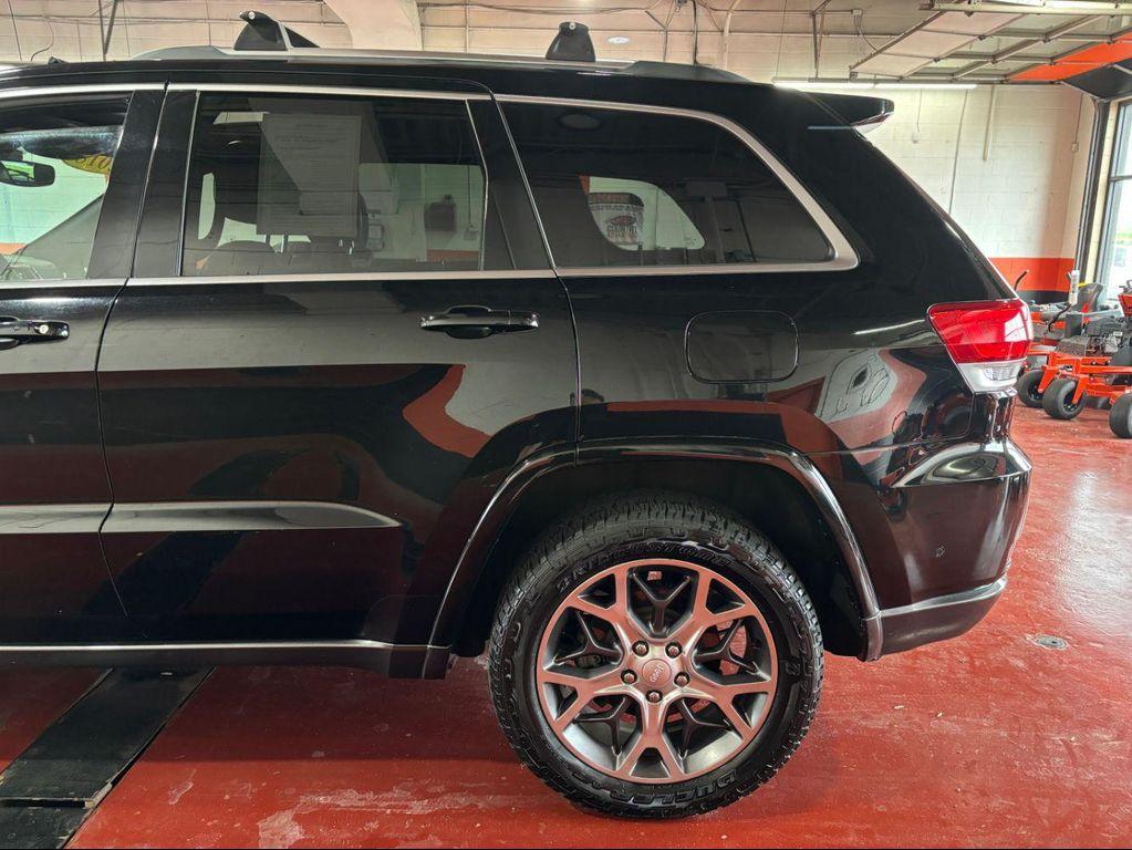 used 2018 Jeep Grand Cherokee car, priced at $18,266