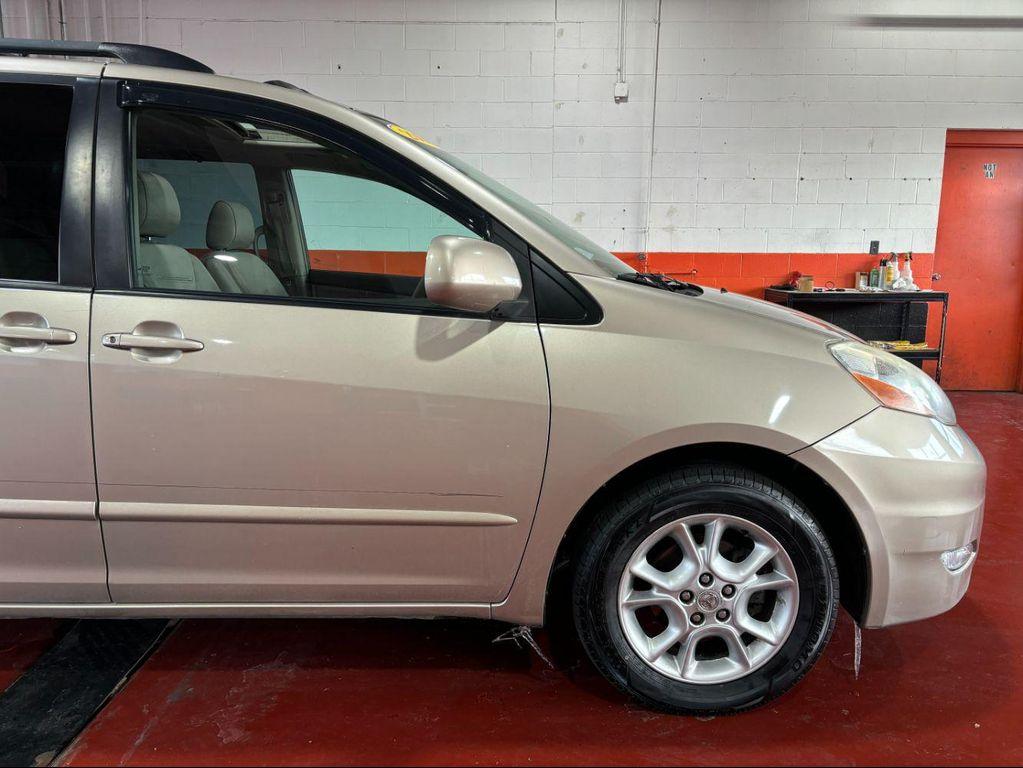 used 2006 Toyota Sienna car, priced at $8,999