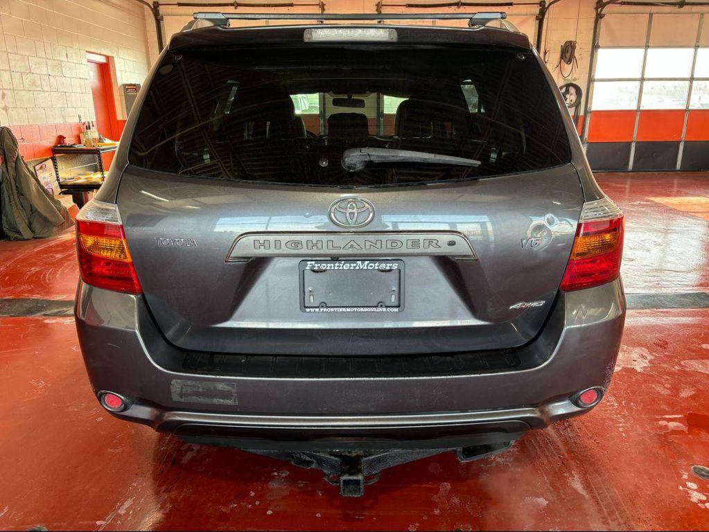 used 2008 Toyota Highlander car, priced at $10,968