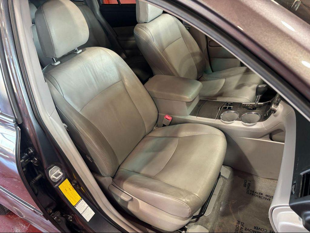 used 2008 Toyota Highlander car, priced at $10,968