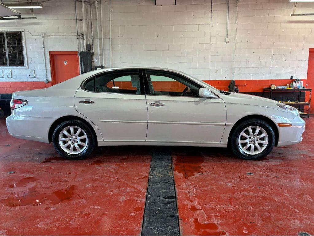 used 2004 Lexus ES 330 car, priced at $10,499