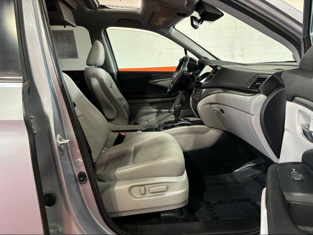 used 2019 Honda Pilot car, priced at $22,634