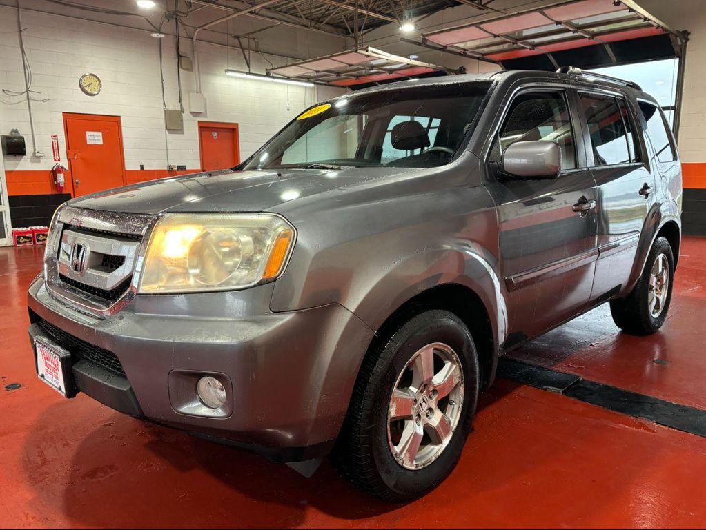 used 2011 Honda Pilot car, priced at $10,356