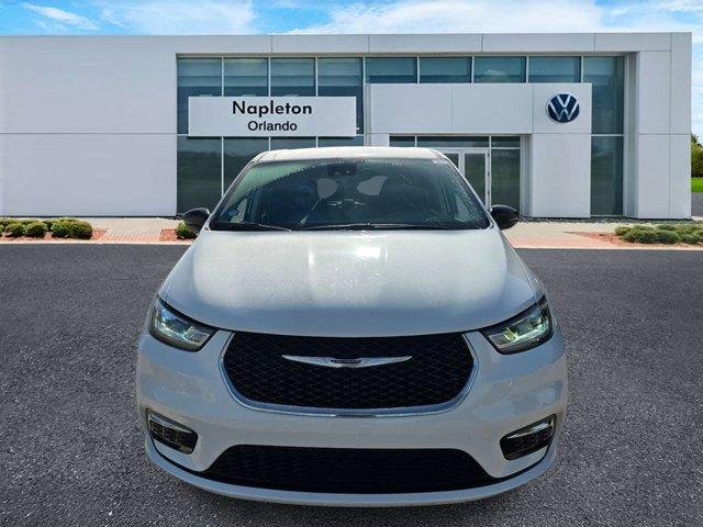 used 2024 Chrysler Pacifica car, priced at $21,200