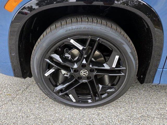 new 2026 Volkswagen Tiguan car, priced at $37,915