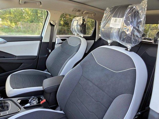 new 2026 Volkswagen Taos car, priced at $32,176