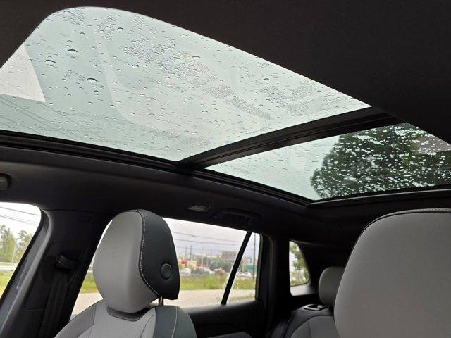 new 2026 Volkswagen Tiguan car, priced at $36,948