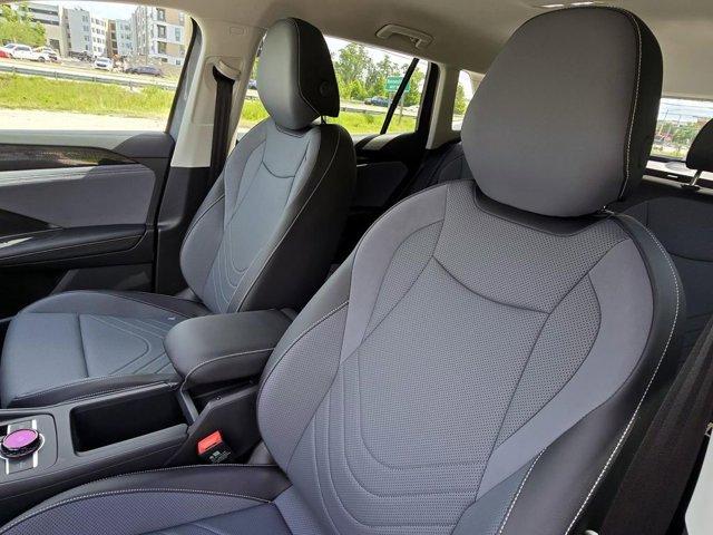 new 2025 Volkswagen Tiguan car, priced at $31,853