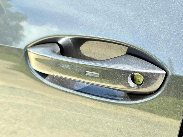 new 2025 Volkswagen Tiguan car, priced at $31,853