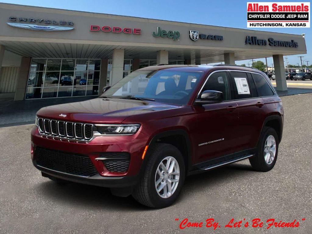 new 2025 Jeep Grand Cherokee car, priced at $40,749