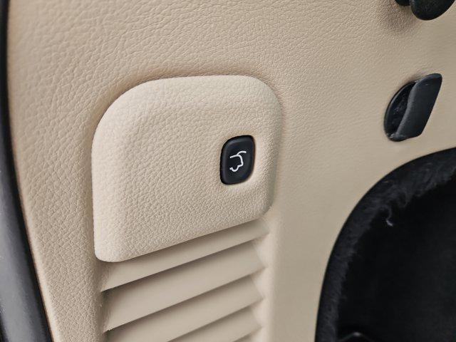 used 2017 Jeep Grand Cherokee car, priced at $15,695