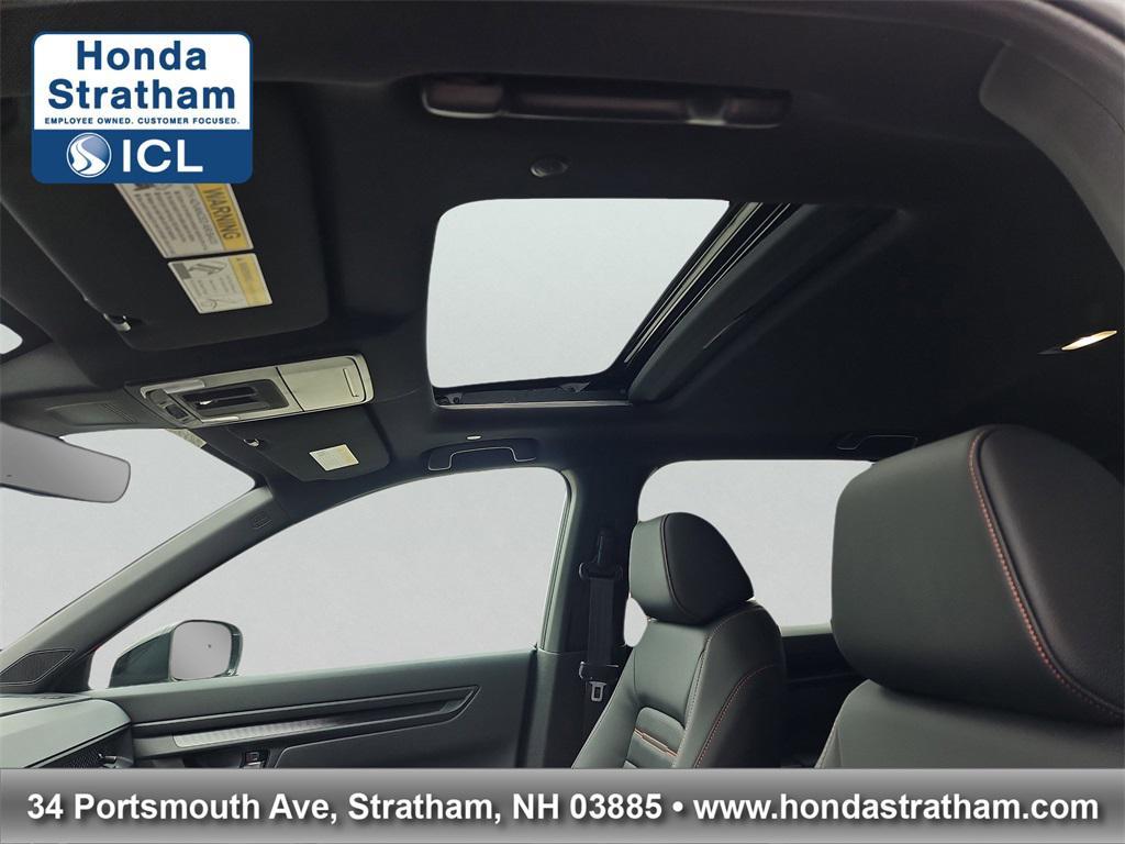 new 2026 Honda CR-V Hybrid car, priced at $39,671