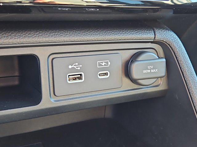 new 2025 Honda Pilot car, priced at $49,050