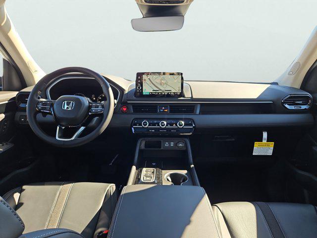 new 2025 Honda Pilot car, priced at $49,050
