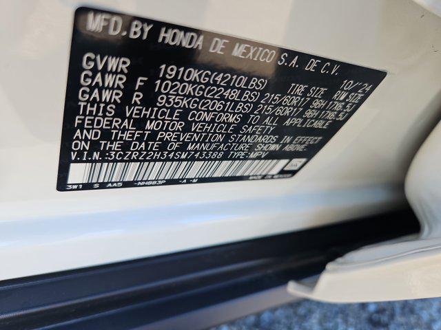 used 2025 Honda HR-V car, priced at $27,298