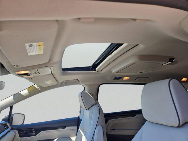 used 2025 Honda Odyssey car, priced at $42,998