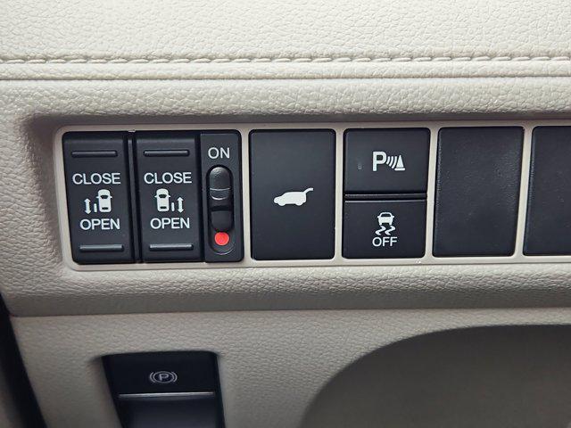 new 2026 Honda Odyssey car, priced at $48,990