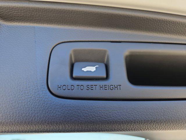 used 2025 Honda CR-V Hybrid car, priced at $37,998