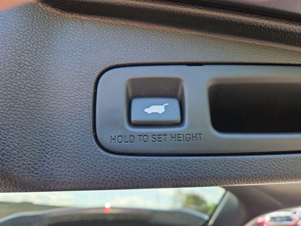 used 2020 Honda CR-V car, priced at $25,998