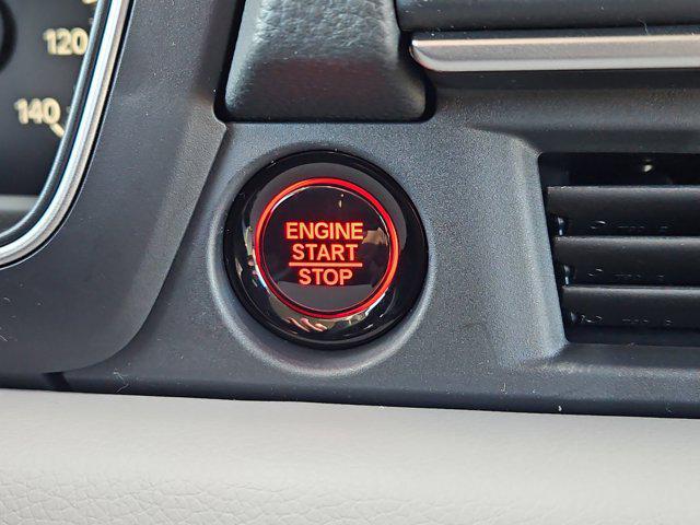 new 2025 Honda Pilot car, priced at $45,325