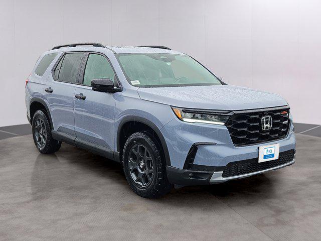 new 2025 Honda Pilot car, priced at $48,850