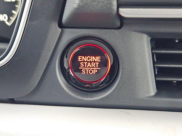 new 2025 Honda Pilot car, priced at $47,095