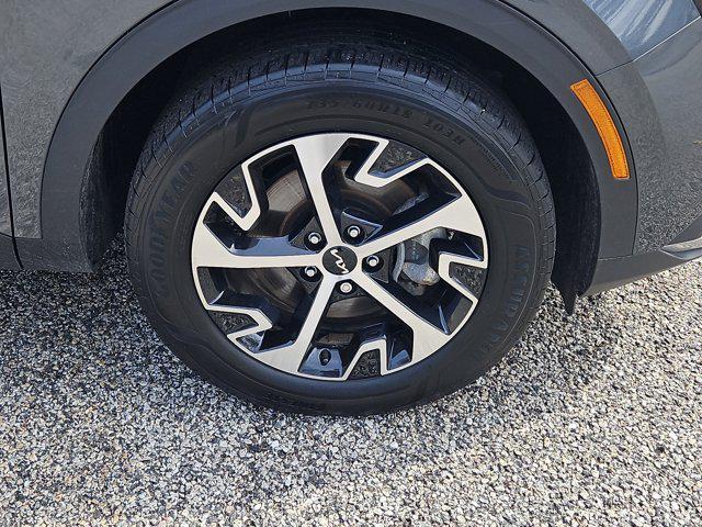 used 2023 Kia Sportage Hybrid car, priced at $27,998
