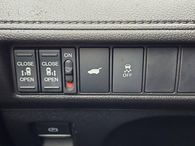 new 2026 Honda Odyssey car, priced at $44,290