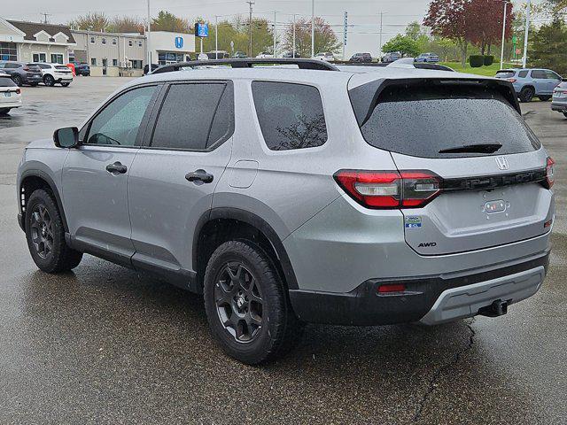 used 2025 Honda Pilot car, priced at $48,998