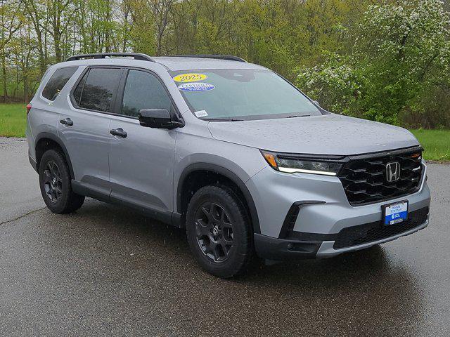 used 2025 Honda Pilot car, priced at $48,998