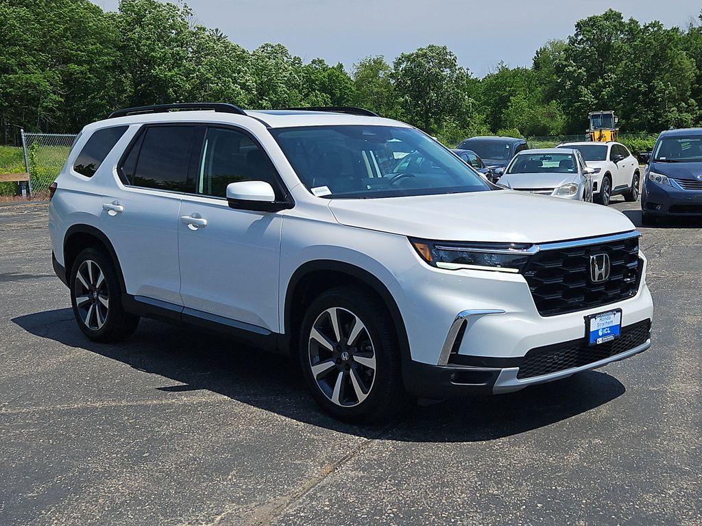 used 2023 Honda Pilot car, priced at $44,998