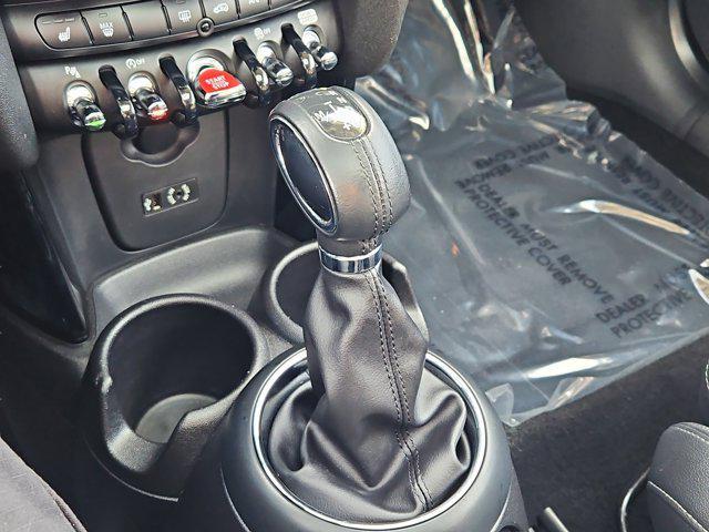 used 2018 MINI Hardtop car, priced at $12,998