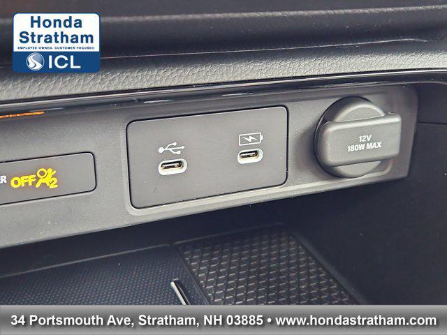 new 2026 Honda CR-V Hybrid car, priced at $39,726