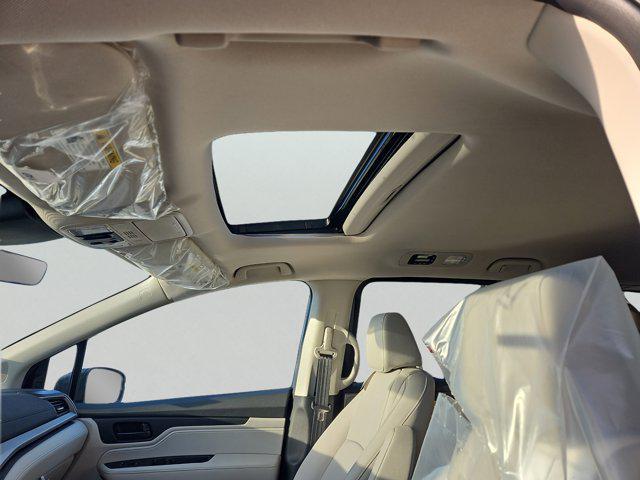new 2026 Honda Odyssey car, priced at $44,320