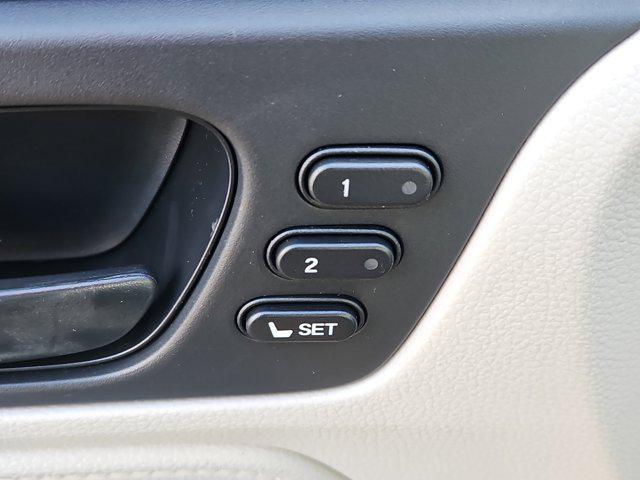 new 2026 Honda Odyssey car, priced at $44,320