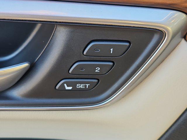 used 2020 Honda CR-V car, priced at $31,899