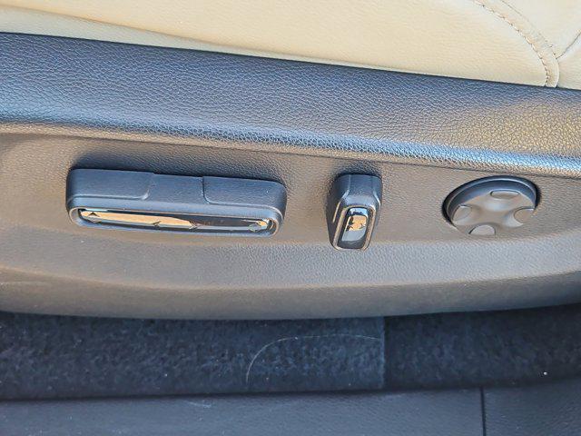 used 2020 Honda CR-V car, priced at $31,899