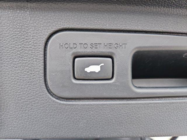 used 2023 Honda Pilot car, priced at $45,998