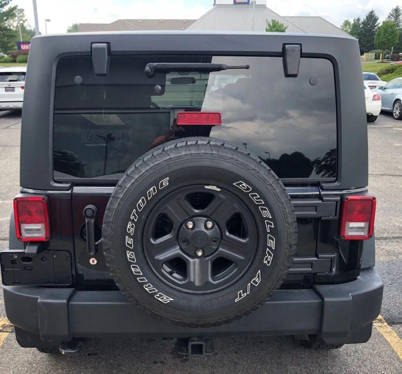 used 2015 Jeep Wrangler Unlimited car, priced at $16,999