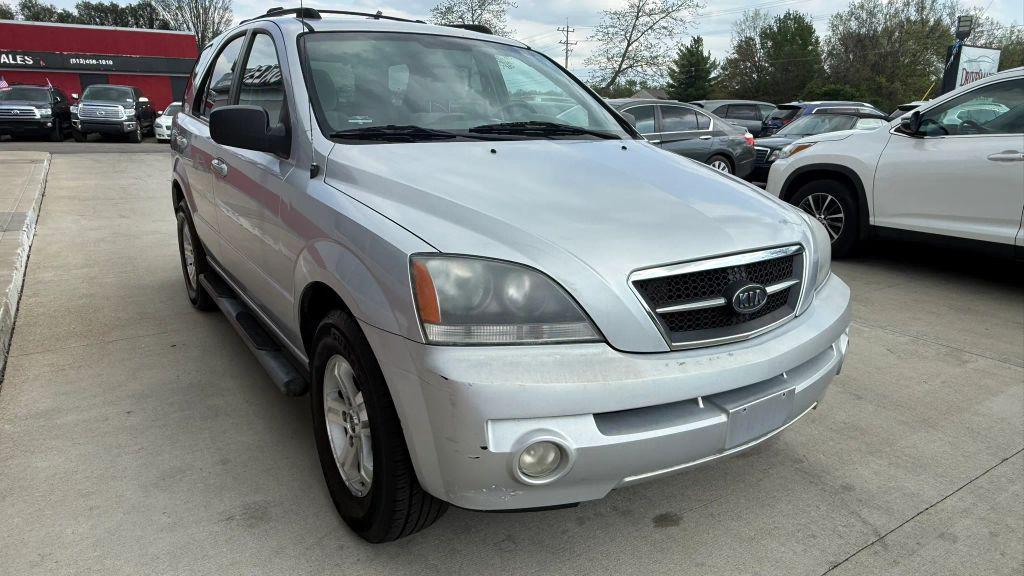 used 2005 Kia Sorento car, priced at $5,499