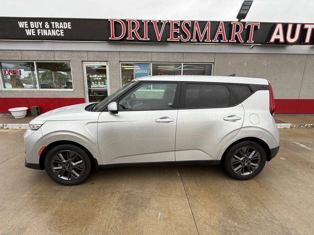 used 2021 Kia Soul car, priced at $13,999