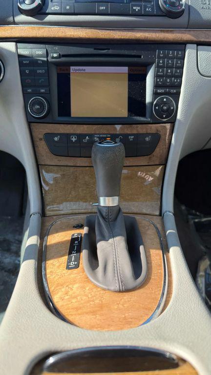 used 2009 Mercedes-Benz E-Class car, priced at $9,999