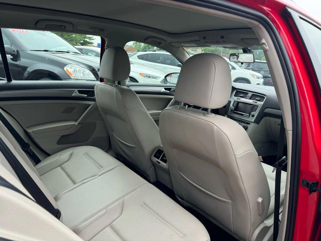 used 2015 Volkswagen Golf SportWagen car, priced at $11,999